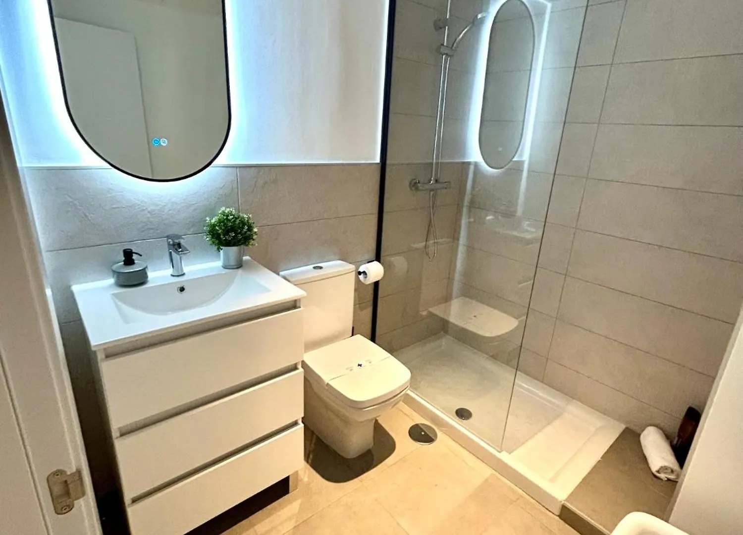 Gatu Premium Palacio Winthuyssen 